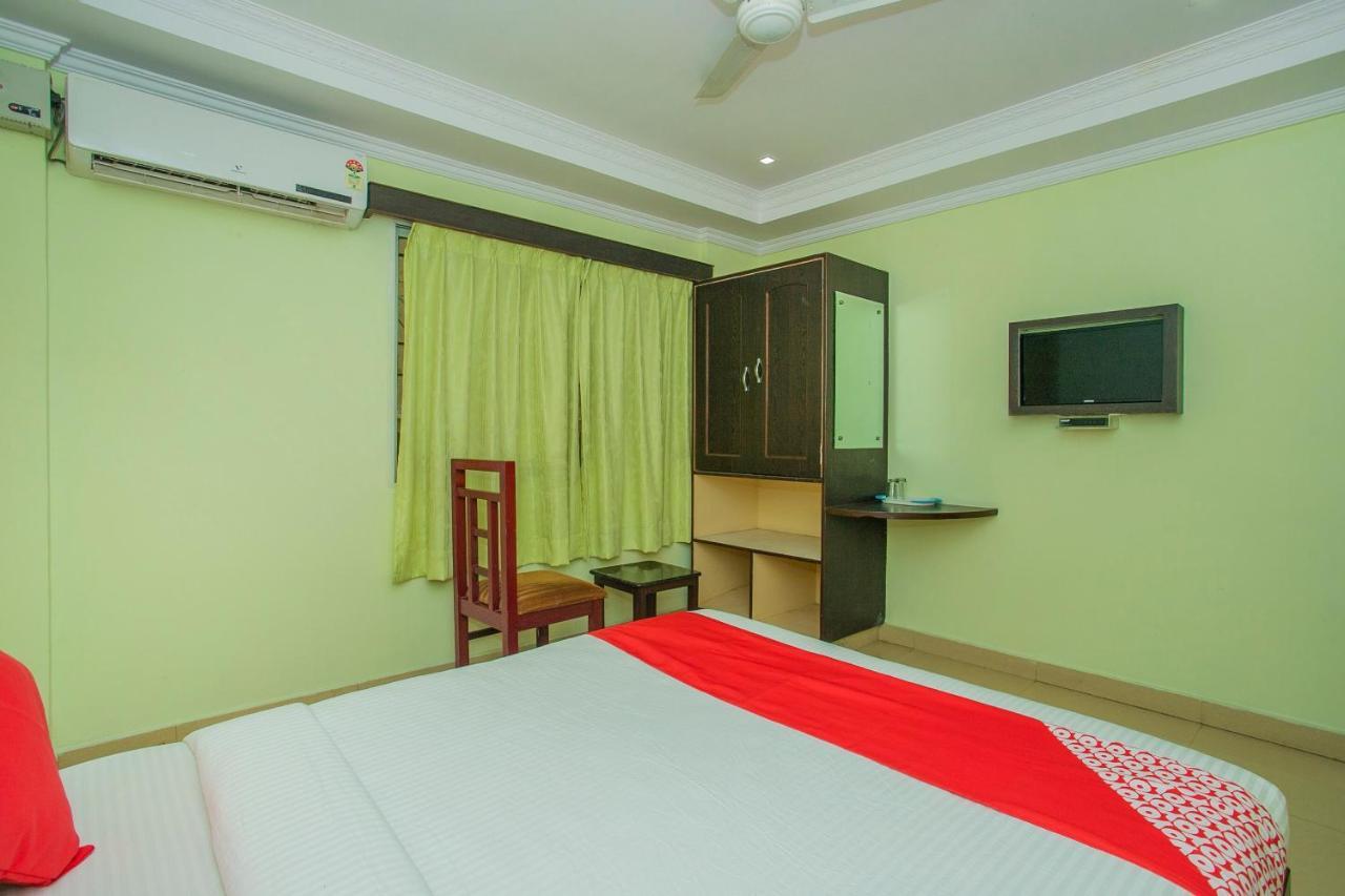 Oyo 25121 Bns Lodge 班加罗尔 外观 照片
