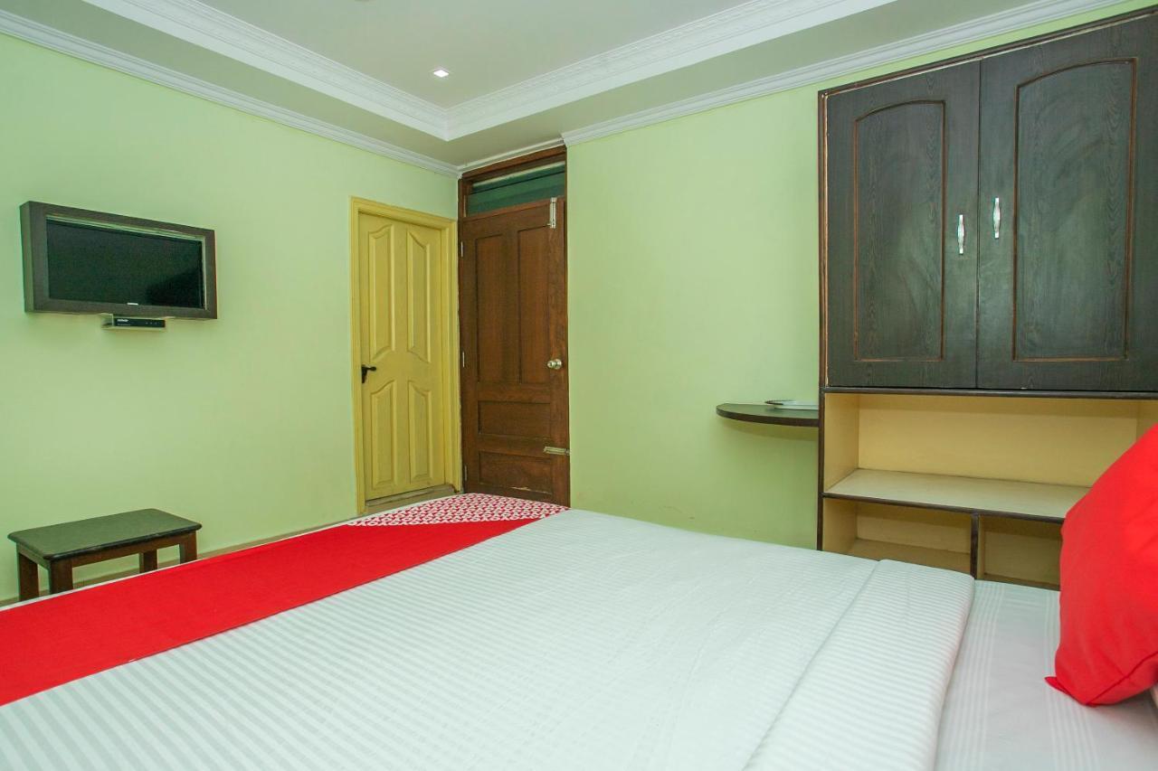 Oyo 25121 Bns Lodge 班加罗尔 外观 照片