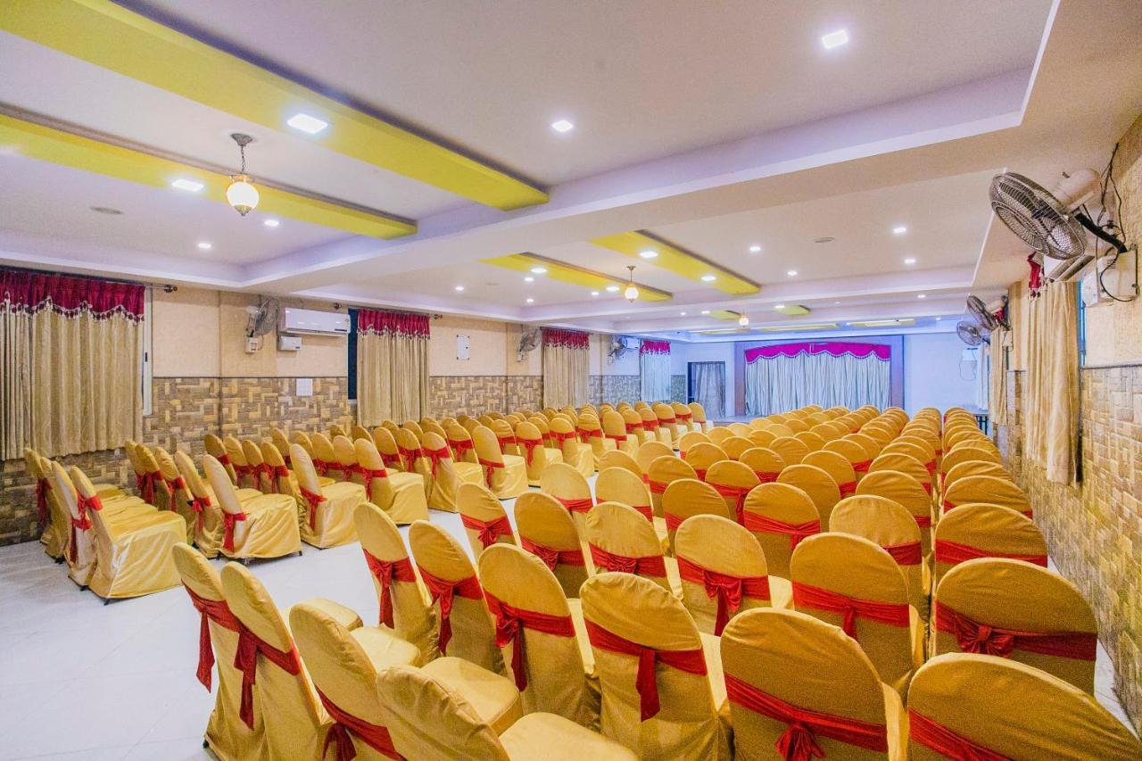 Oyo 25121 Bns Lodge 班加罗尔 外观 照片